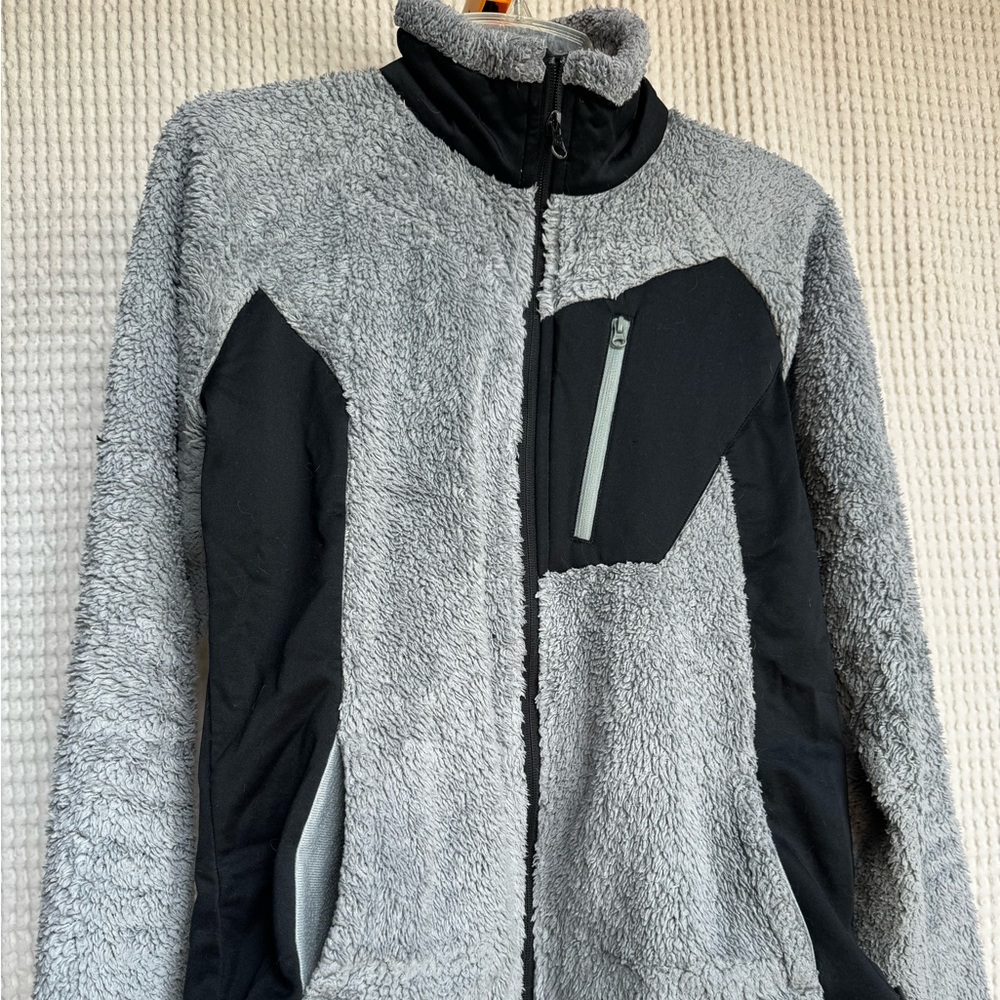 Columbia women’s fleece mid layer